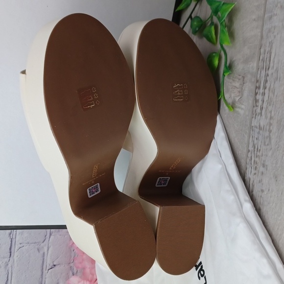 Larroude Miso Kid Skin Leather Platform Sandal NIB - Picture 6 of 10